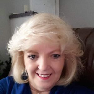 Meet your Posher, Vicky